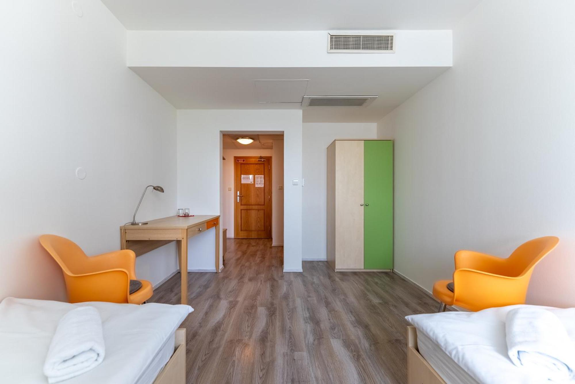 Hotel And Park Divoka Voda Bratislava Extérieur photo